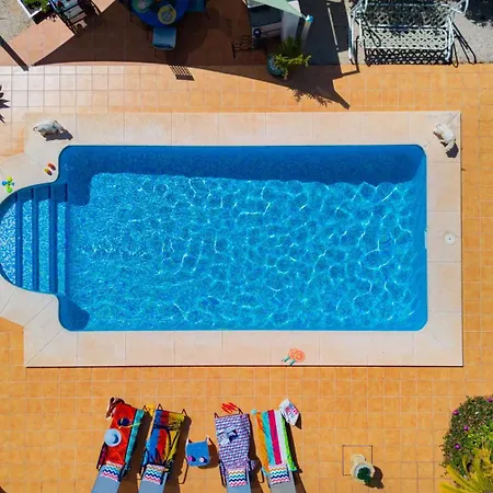 Michele - Plusholidays *