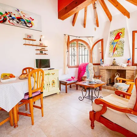 Michele - Plusholidays Villa *