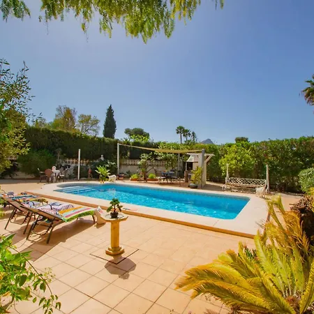 Michele - Plusholidays