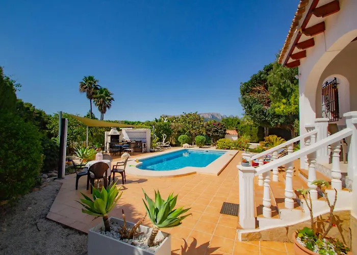 Michele - Plusholidays Villa *