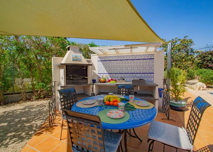 Michele - Plusholidays * Ifach