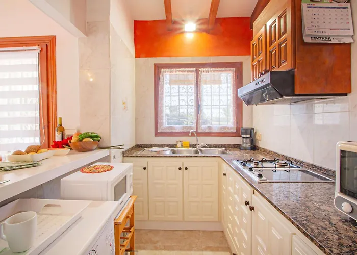 Villa Michele - Plusholidays Ifach